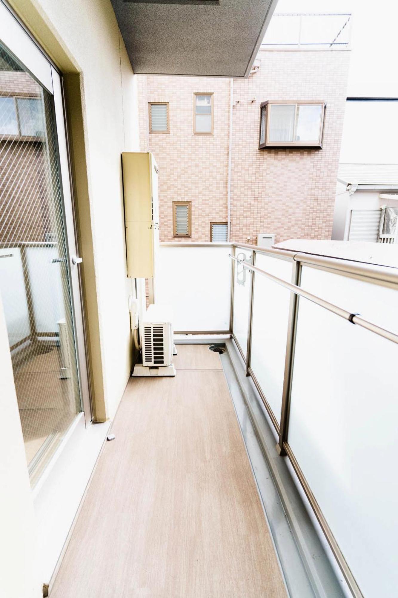 Shinkou House Ue Lejlighed Osaka Eksteriør billede