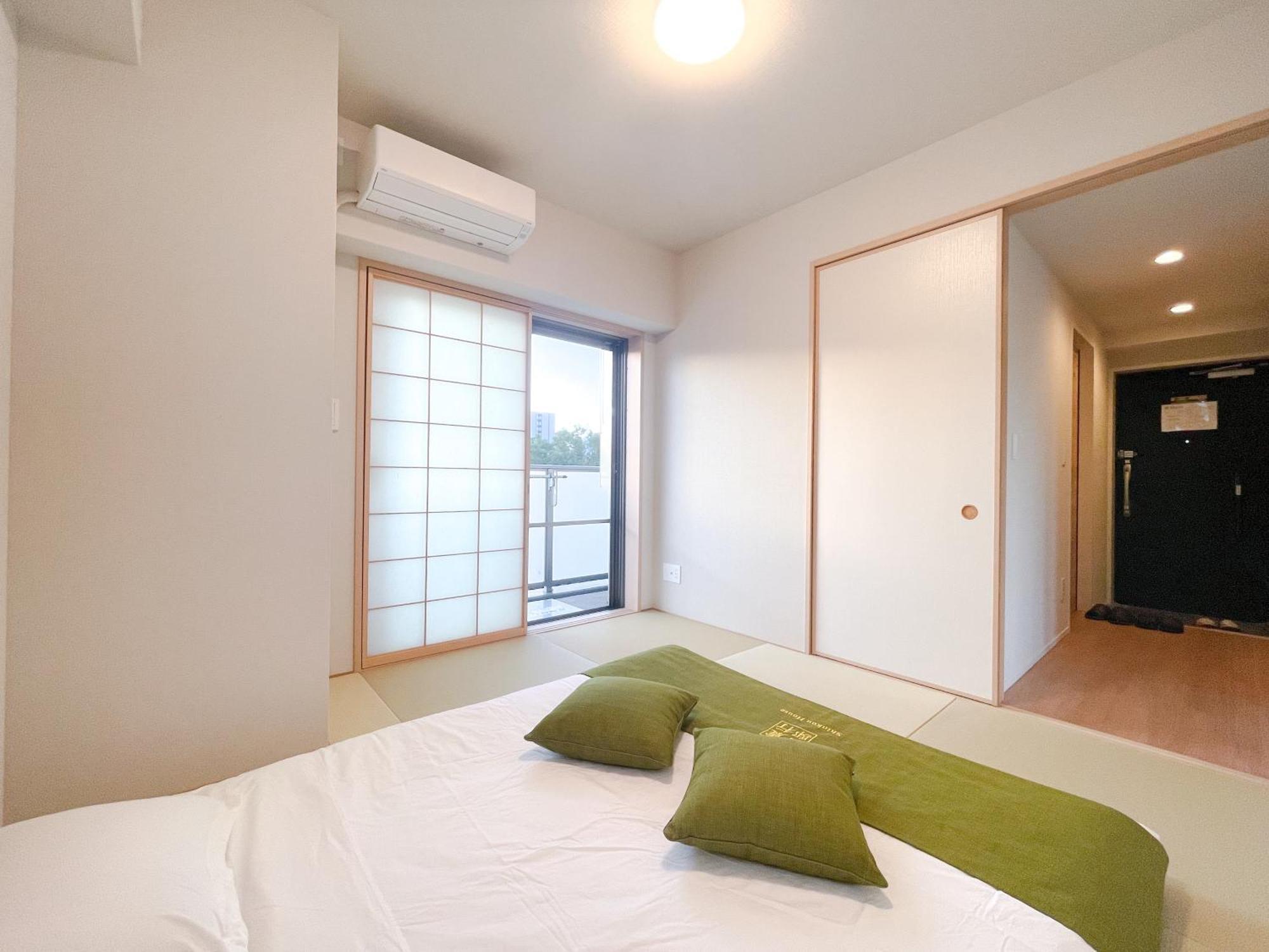 Shinkou House Ue Lejlighed Osaka Eksteriør billede