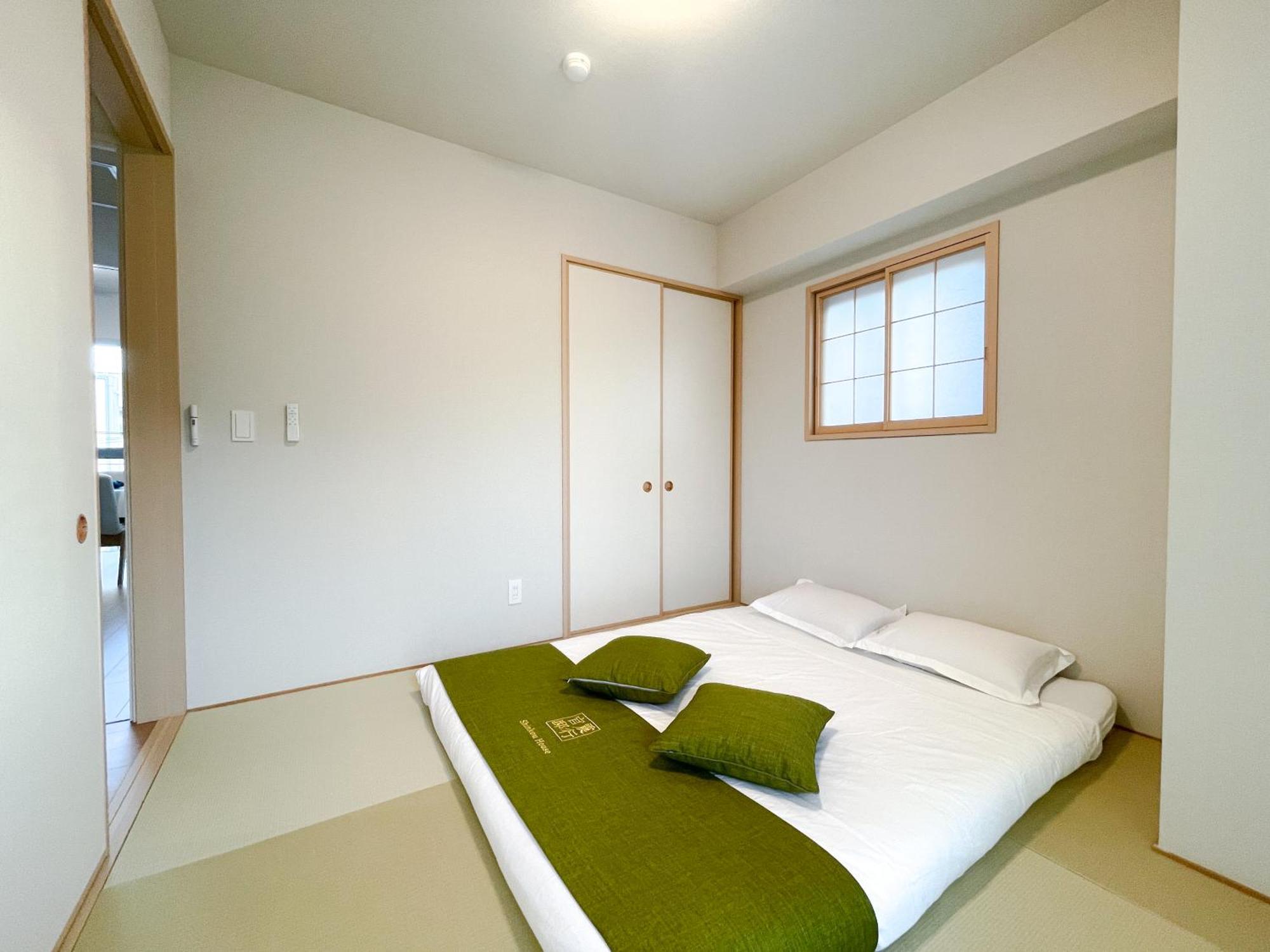 Shinkou House Ue Lejlighed Osaka Eksteriør billede